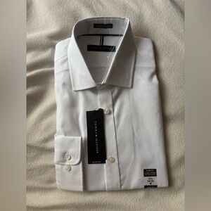Tommy Hilfiger Men's Slim Fit White Dress Shirt